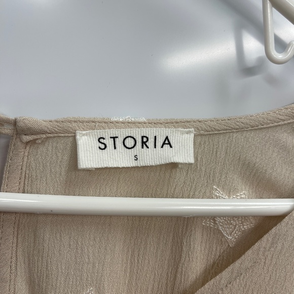 STORIA Embroidered Stars Ruffle Trip Romper Sz‎ Small - Picture 5 of 11